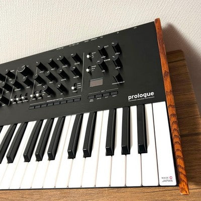 KORG PROLOGUE 8 ANALOG POLYPHONIC SYNTHESIZER KEYBOARD EXCELLENT CONDITION JAPAN