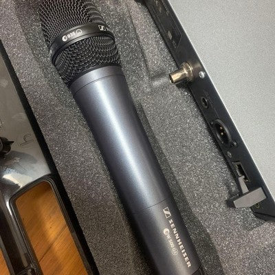 SENNHEISER EW 500G3 WIRELESS MIC SYSTEM WITH E935 HANDHELD RECEIVER COMPLETE SET