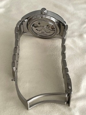 SEIKO SBGA011 GRAND SEIKO SPRING DRIVE MEN'S WRISTWATCH ROUND FACE JAPAN MADE