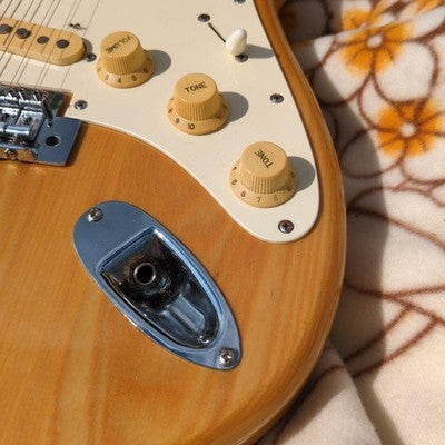 YAMAHA SR500S STRATOCASTER TYPE ELECTRIC GUITAR ROCK  FROM JAPAN