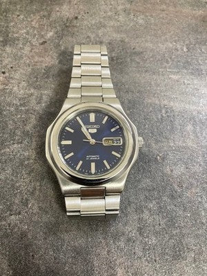SEIKO 5 SNKK45 SUNBURST BLUE AUTOMATIC SILVER DIAL & BAND WATCH WORKING
