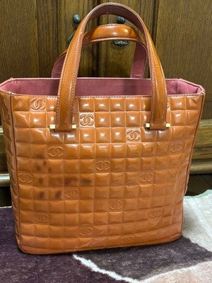 CHANEL CHOCOLATE BAR PATENT LEATHER TOTE BAG COCO MARK BROWN AUTHENTIC